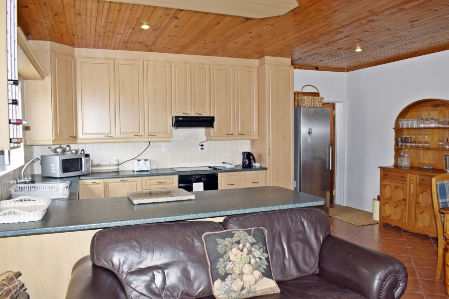 3 Bedroom Property for Sale in Struisbaai Western Cape